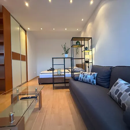 Citystay With Parking * Zilina